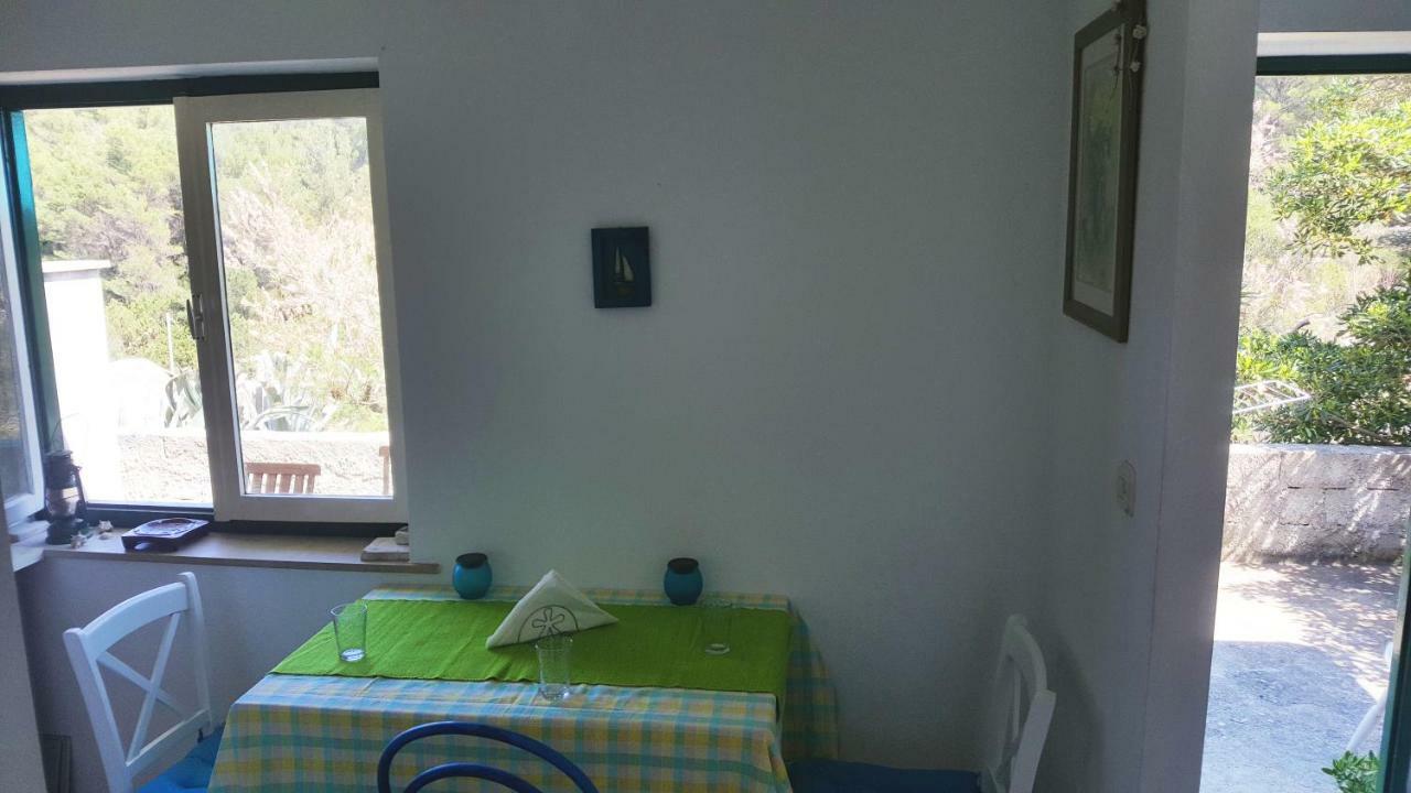 Vacation House "Pave" Povlja  Esterno foto